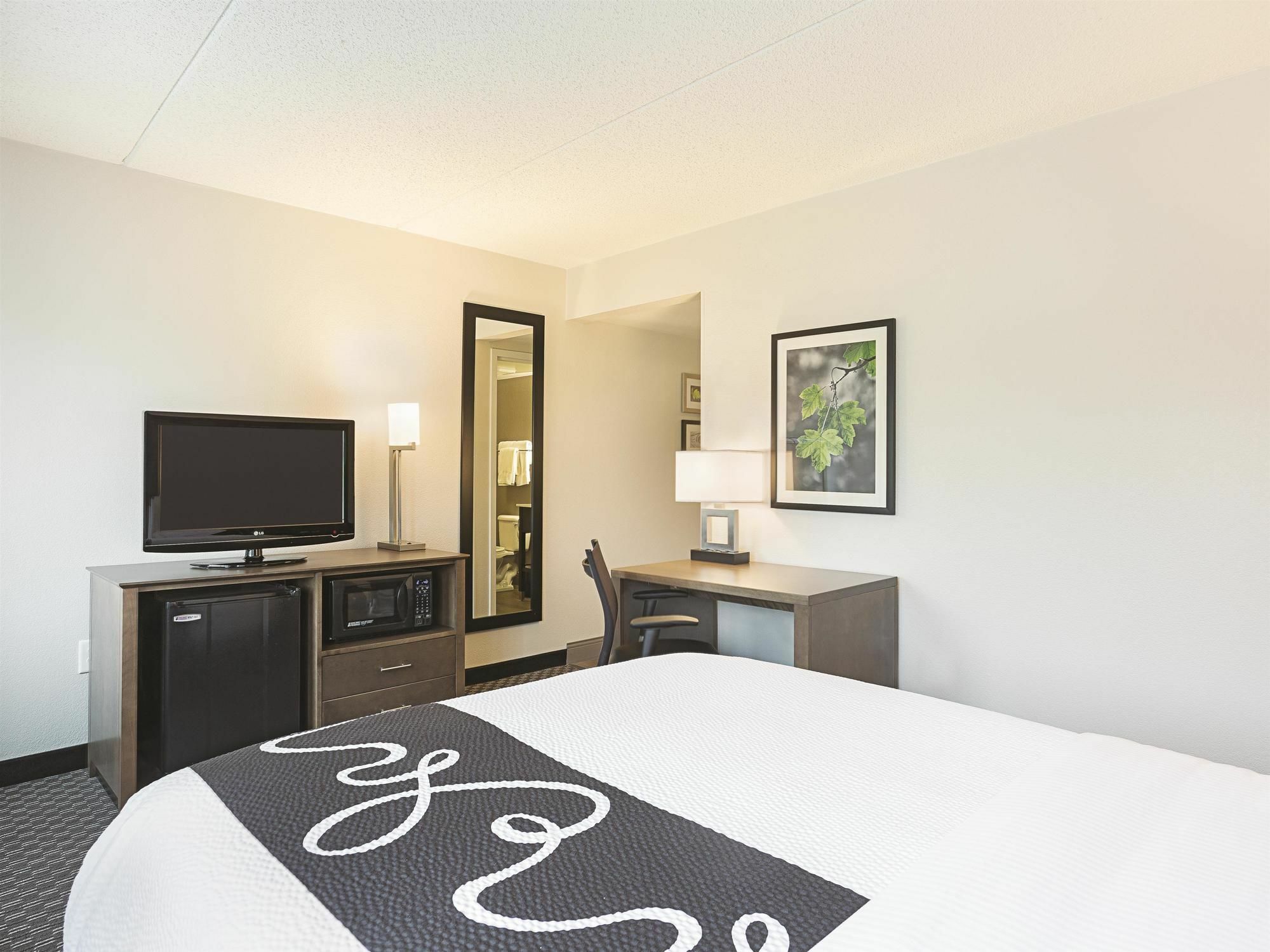 La Quinta By Wyndham Baltimore N / White Marsh Exterior foto